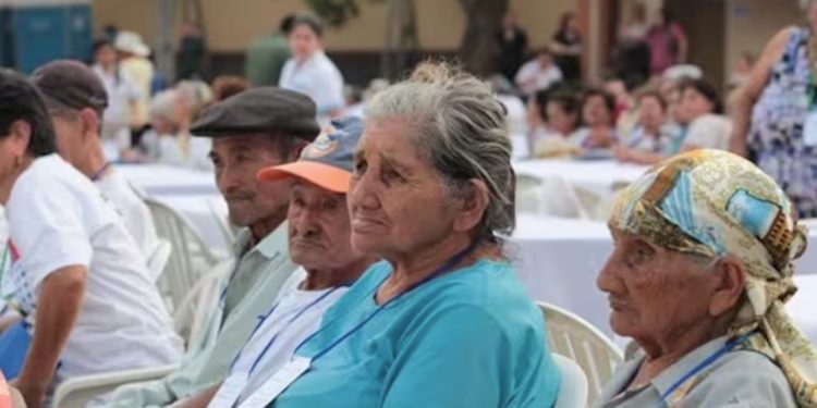 Desde el lunes 27, se suman más beneficiarios al Programa Pensión Alimentaria para Adultos Mayores