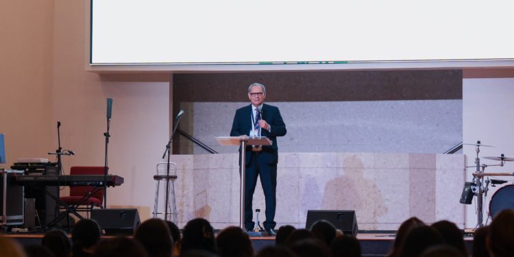 Inspiración divina y calidad pedagógica: El motor de la Jornada Regional de Educadores Cristianos