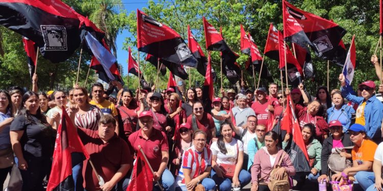 Gremios docentes accionan contra ley de la Caja Fiscal por presuntas violaciones constitucionales Gremios docentes accionan contra ley de la Caja Fiscal por presuntas violaciones constitucionales