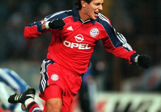 El Bayern Múnich busca a Roque Luis Santa Cruz El Bayern Múnich busca a Roque Luis Santa Cruz