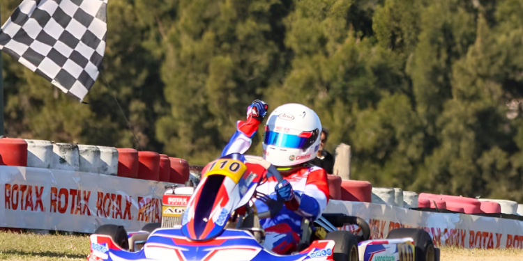 Sebastián Galeano lleva la bandera paraguaya al karting mundial en Bélgica Sebastián Galeano lleva la bandera paraguaya al karting mundial en Bélgica