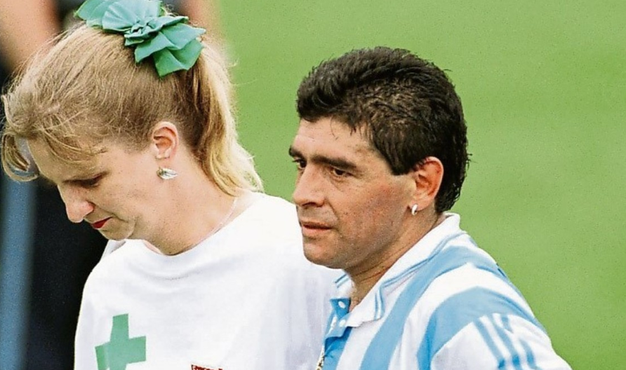 “Me cortaron las piernas”, el doloroso final de Maradona en los Mundiales