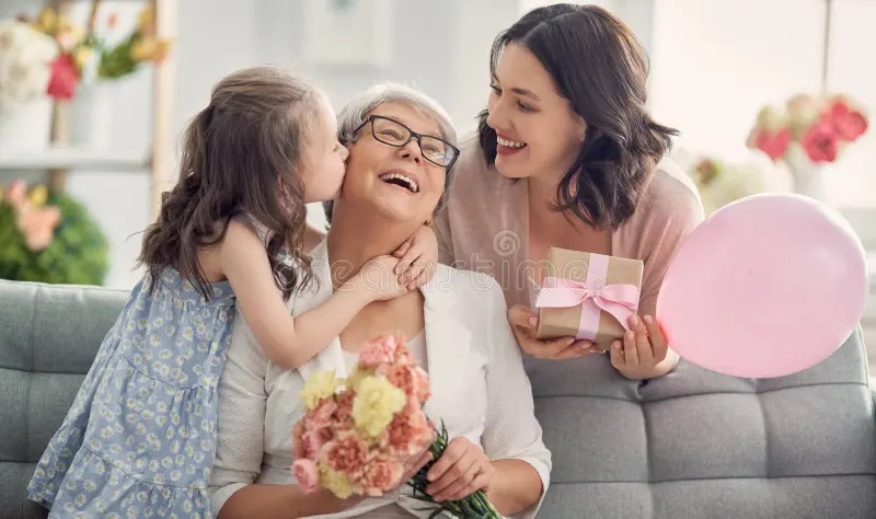 Madre sana, familia fuerte: Salud Pública insta a priorizar el cuidado integral de las mujeres Madre sana, familia fuerte: Salud Pública insta a priorizar el cuidado integral de las mujeres