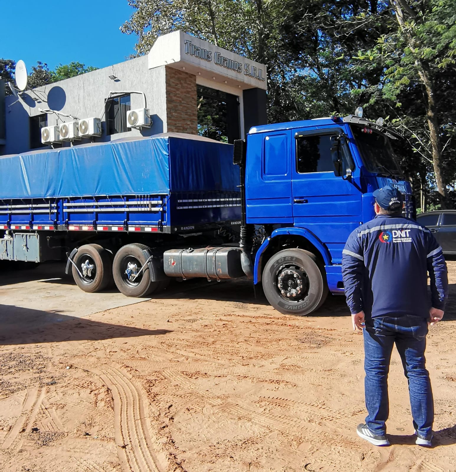 DNIT intensifica controles tributarios a empresas de transporte de cargas en todo el país