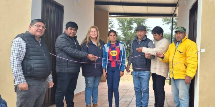 Entregaron 50 viviendas sociales en la comunidad La Princesa de Boquerón