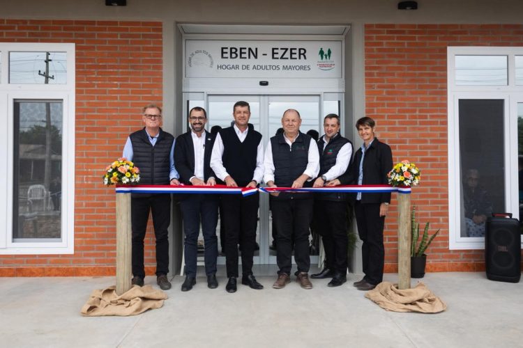 Chortitzer inauguró ampliación en el Hogar de Adultos Mayores Eben-Ezer