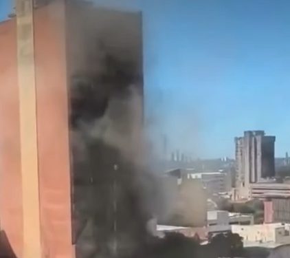 Municipio de Asunción evalúa cese de actividades en edificio siniestrado por fallas de seguridad