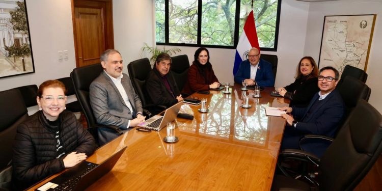Urgen reprogramación presupuestaria al MEF para evitar nueva paralización de obras clave Urgen reprogramación presupuestaria al MEF para evitar nueva paralización de obras clave