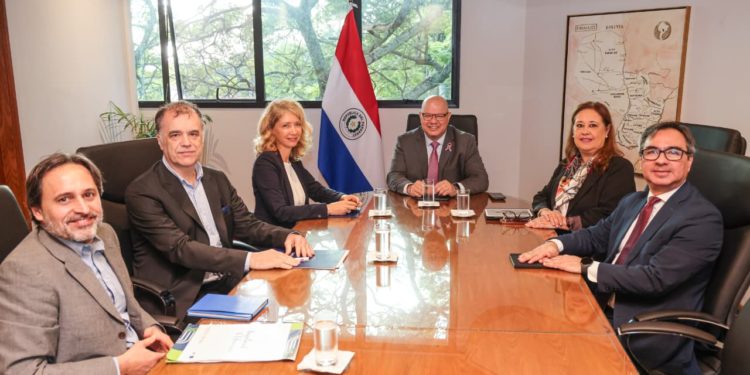 Paraguay busca ampliar cooperación de la Unión Europea y promover inversiones y capacitación