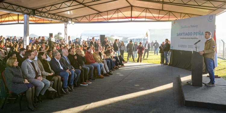 Peña inaugura en Villa Hayes el primer CAIPI del Chaco y promete llevar el modelo a todo el país Peña inaugura en Villa Hayes el primer CAIPI del Chaco y promete llevar el modelo a todo el país