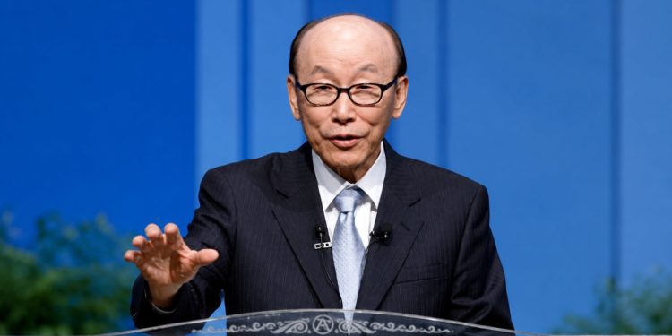 El milagro de Yeouido: Cómo el pastor David Yonggi Cho levantó la iglesia más grande del planeta El milagro de Yeouido: Cómo el pastor David Yonggi Cho levantó la iglesia más grande del planeta