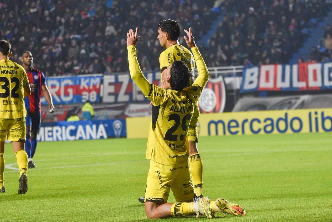 David contra Goliat: La histórica hazaña de Recoleta FC, forjada entre el sacrificio y la fe David contra Goliat: La histórica hazaña de Recoleta FC, forjada entre el sacrificio y la fe