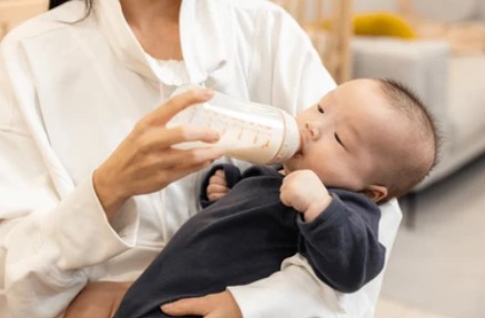 Donar leche humana: un gesto solidario que puede salvar la vida de bebés prematuros Donar leche humana: un gesto solidario que puede salvar la vida de bebés prematuros