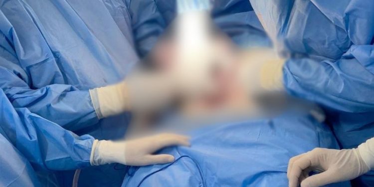 Éxito médico en Villa Elisa: Extraen enorme tumor uterino de casi 4 kilos