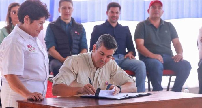 El 50% del alcohol utilizado en la mezcla de los combustibles debe provenir de caña de azúcar