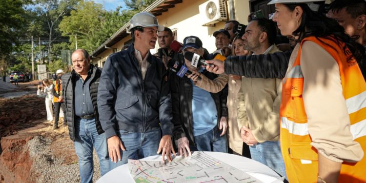 Gobierno promete transformar la avenida Avelino Martínez en un plazo máximo de 20 meses Gobierno promete transformar la avenida Avelino Martínez en un plazo máximo de 20 meses