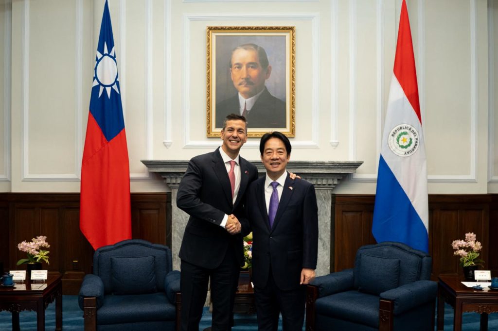 Paraguay apunta a ser una “potencia regional” en inteligencia artificial, con apoyo de Taiwán