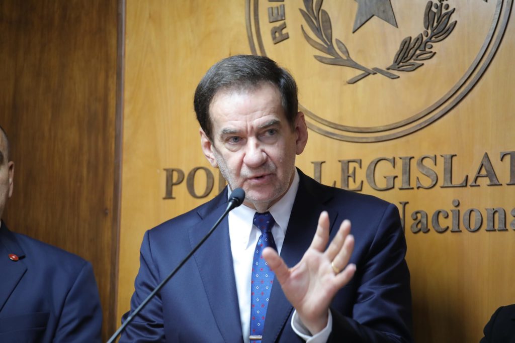 Penner cree necesario revisar ley de Médanos del Chaco y denuncia injerencia de ONGs extranjeras Penner cree necesario revisar ley de Médanos del Chaco y denuncia injerencia de ONGs extranjeras
