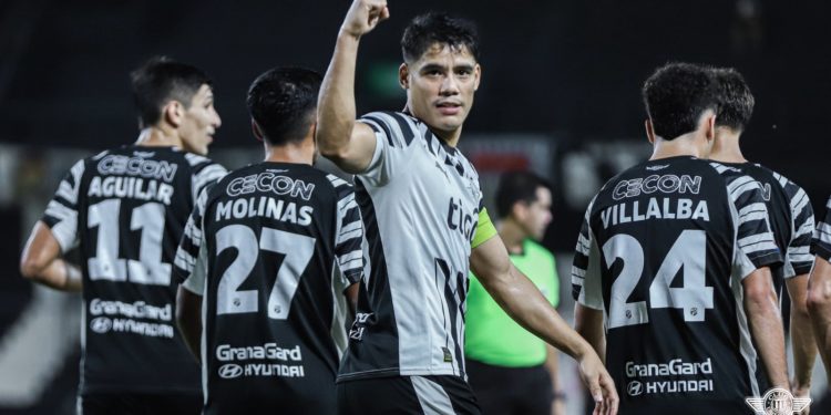 Libertad no tuvo piedad ante San Lorenzo y ratifica su recuperación con una goleada