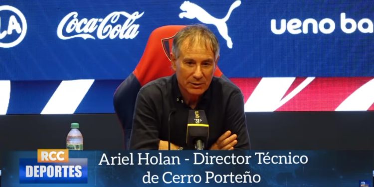 Ariel Holan tras el adiós al título: «La Copa Libertadores pasa a ser la prioridad absoluta»