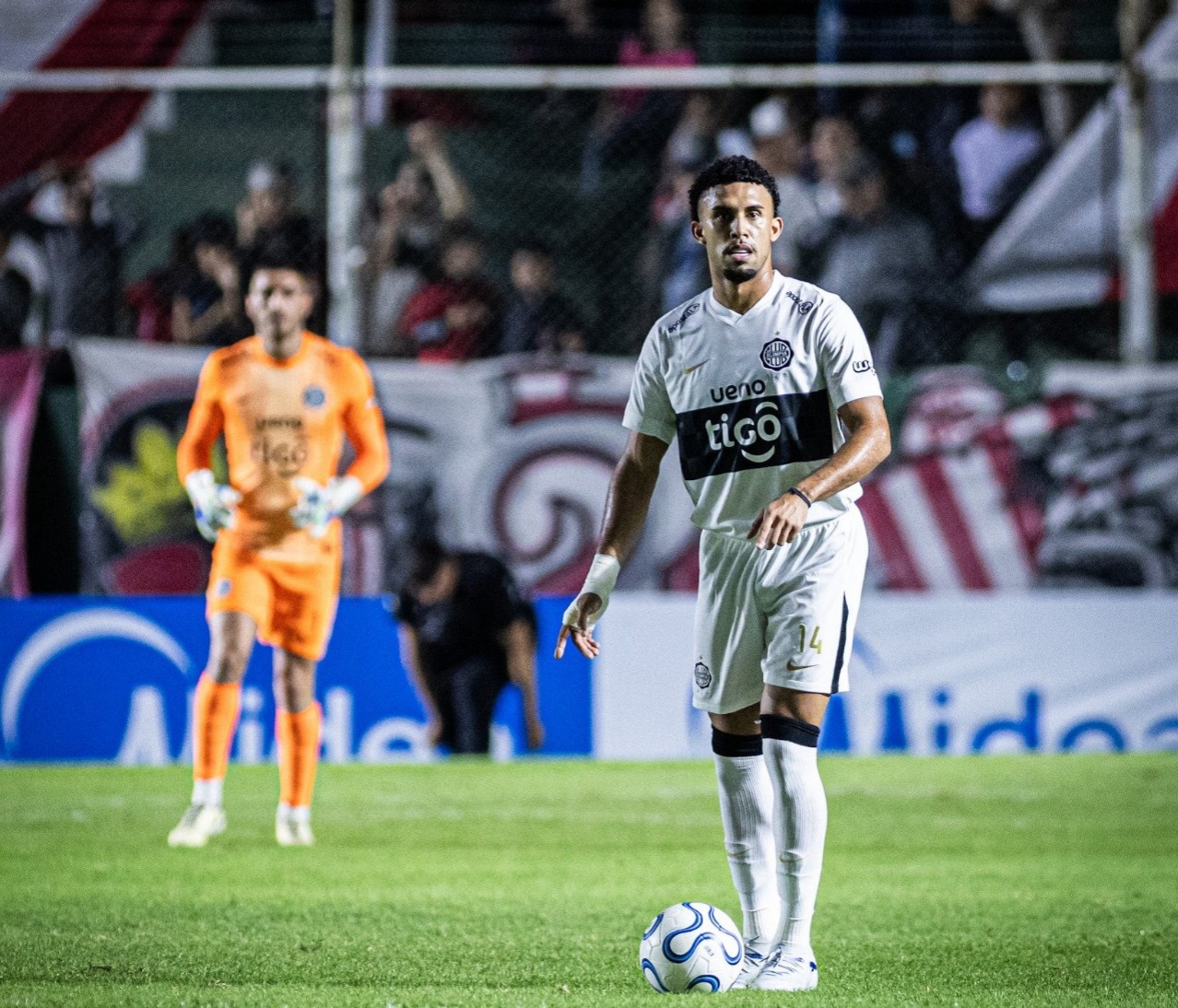 El campeon rota piezas: El once de Olimpia para medir al Rayadito en Sajonia
