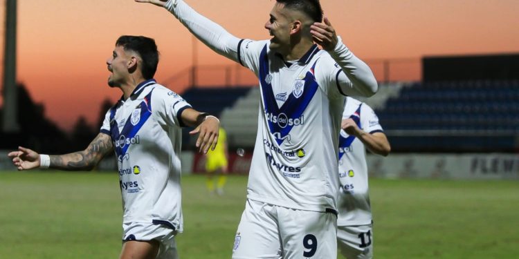 Heroica remontada en Villeta: Ameliano se queda con un partidazo ante Recoleta