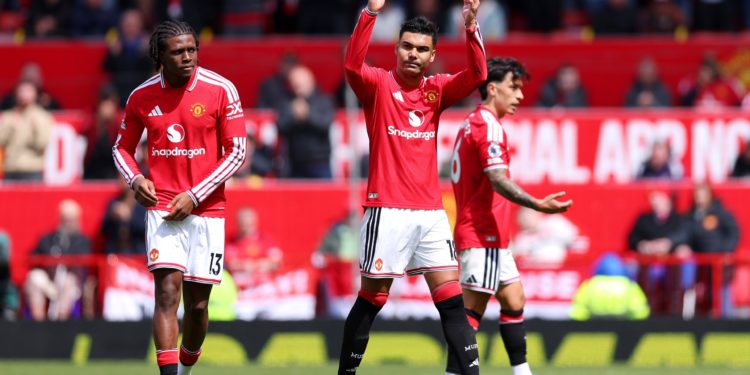 Emotivo adiós en Old Trafford: Casemiro se despide del Manchester United en una tarde cargada de lágrimas y récords