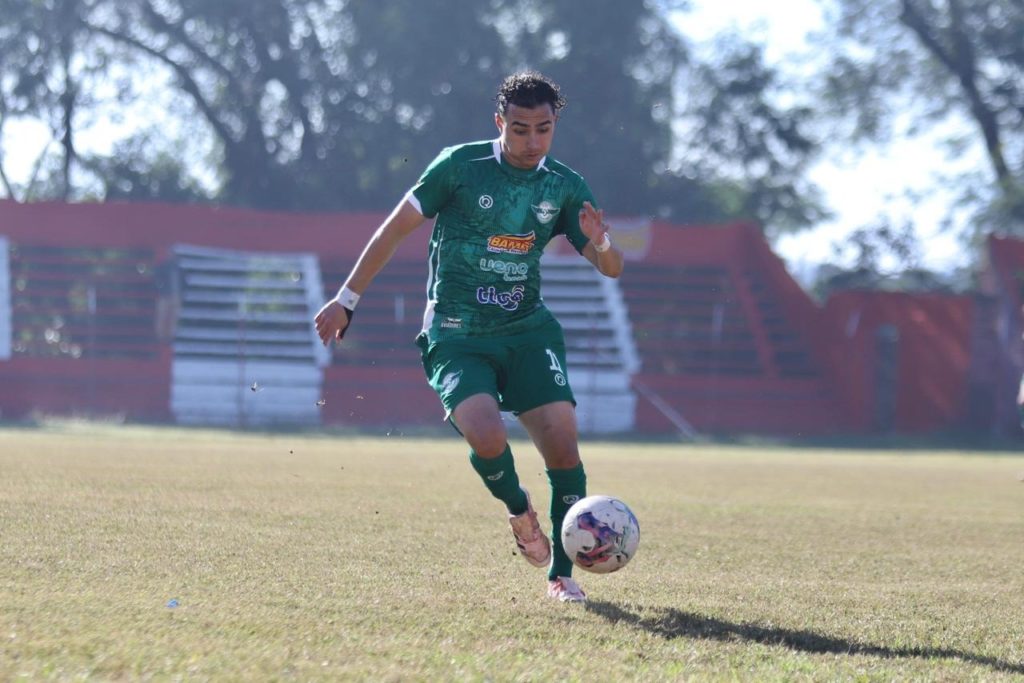Colegiales y Pettirossi firman tablas en el arranque de la fecha