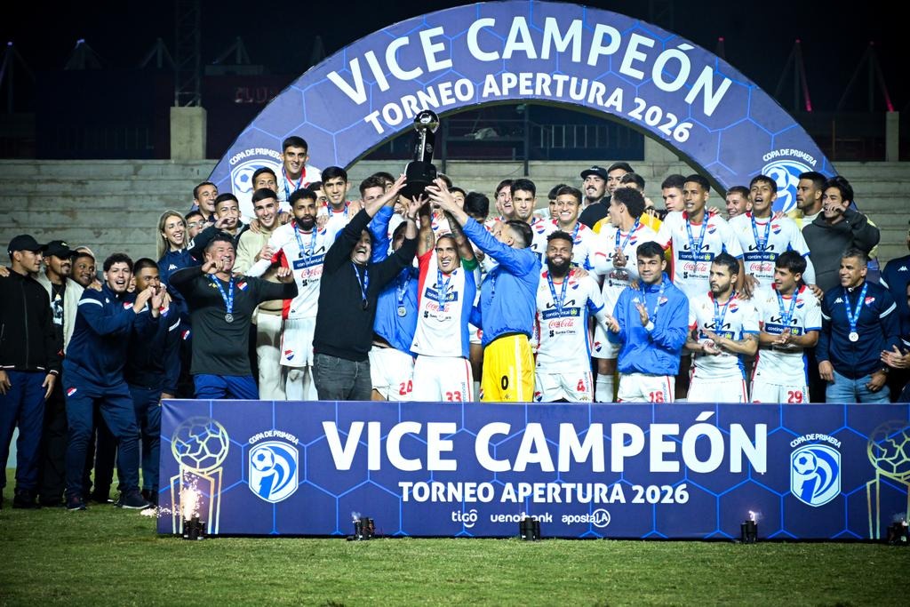 Fiesta completa en la Visera: Nacional tumba a Libertad y grita subcampeón