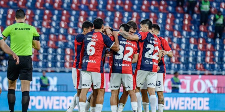 Cerro Porteño baja el telón del Apertura con una sonrisa ante Rubio Ñu Cerro Porteño baja el telón del Apertura con una sonrisa ante Rubio Ñu