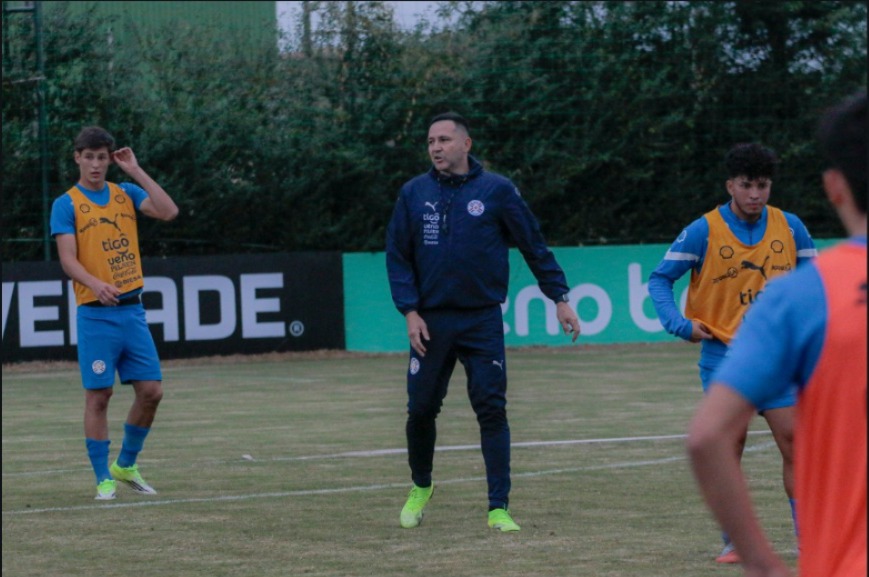 Semillero en marcha: Antolín Alcaraz pone en marcha los microciclos con la Albirroja Sub 20