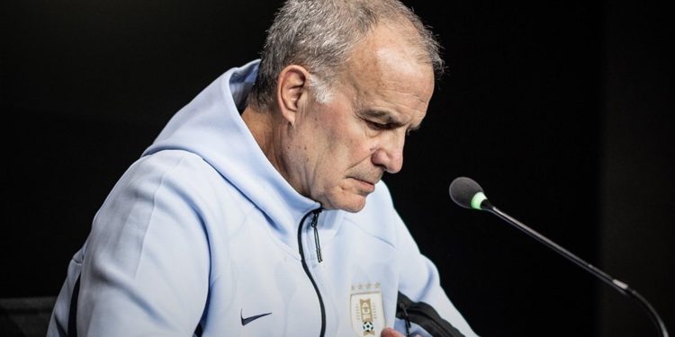La Celeste tiene a sus elegidos: Marcelo Bielsa oficializa la lista de Uruguay para el Mundial con un regreso histórico y sorpresas en la nómina La Celeste tiene a sus elegidos: Marcelo Bielsa oficializa la lista de Uruguay para el Mundial con un regreso histórico y sorpresas en la nómina