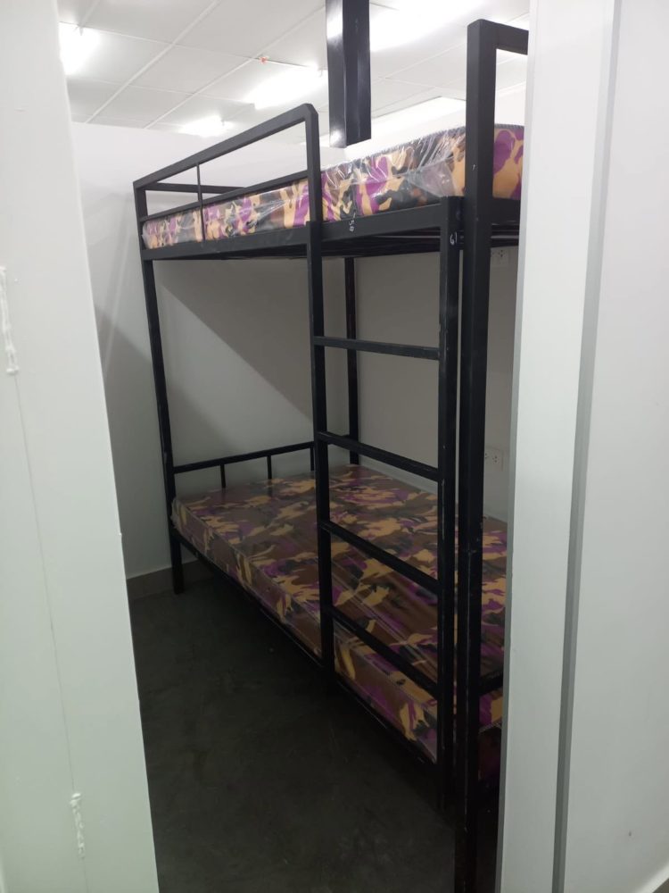 Habilitan albergue renovado para familiares de pacientes del IPS Central