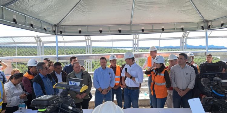 Peña afirma que el Corredor Bioceánico transformará al Paraguay y llama a seguir soñando para las próximas generaciones