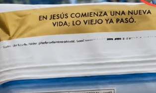 Evangelizar desde lo cotidiano, alfajores sorprenden con versículos bíblicos en sus envoltorios Evangelizar desde lo cotidiano, alfajores sorprenden con versículos bíblicos en sus envoltorios