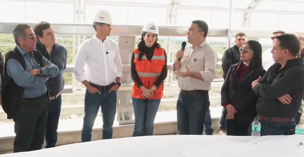 “Hoy el Alto Paraguay empieza a ser reivindicado de a poco”, afirmó el gobernador Arturo Méndez durante visita presidencial al Puente de la Bioceánica