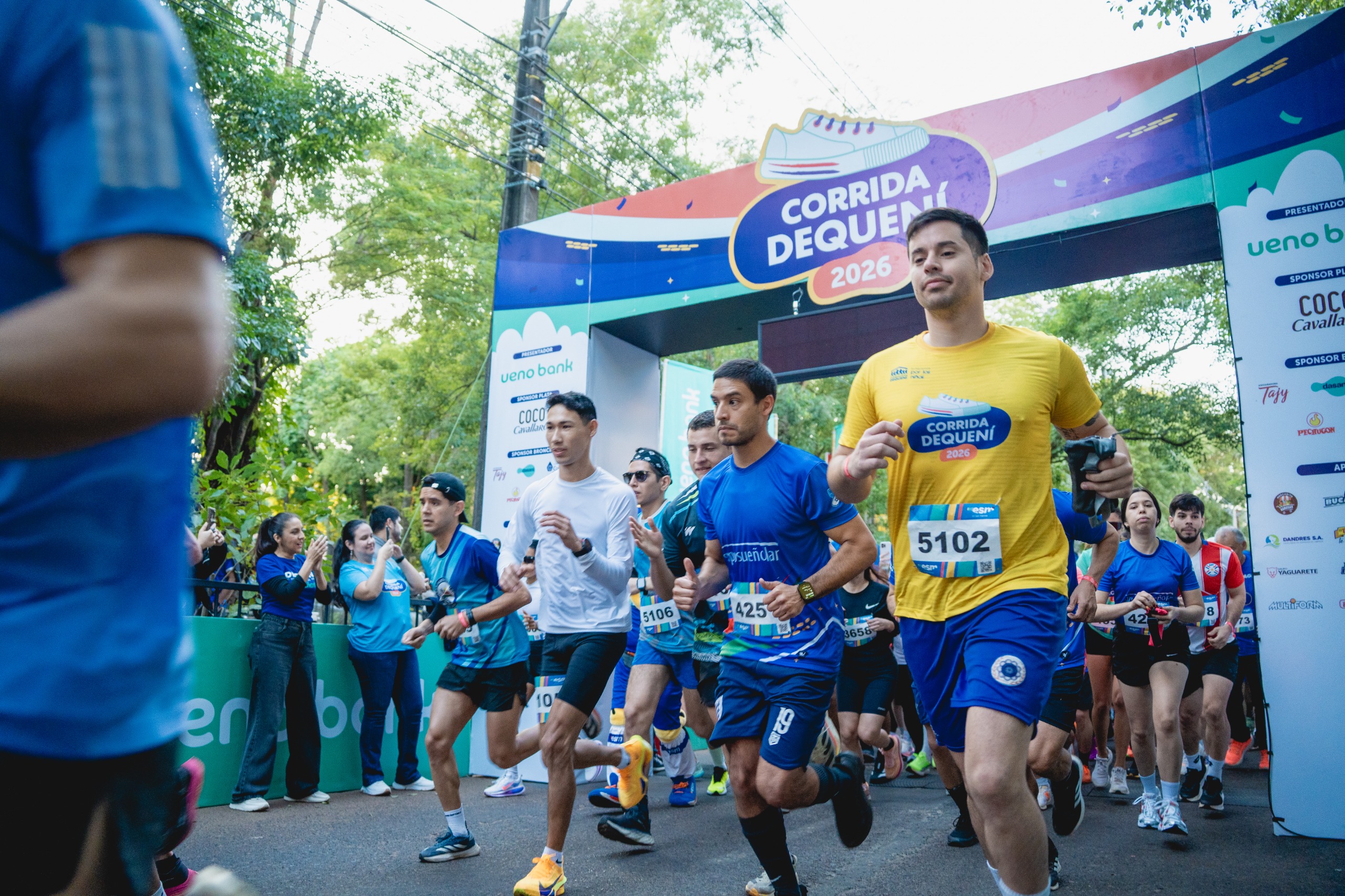 Más de 1.600 personas corrieron a beneficio de la niñez en la Corrida Dequení 2026