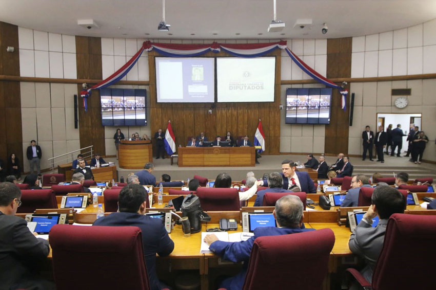Plantean eliminar las “pensiones graciables” por presunto clientelismo y despilfarro