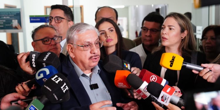 IPS anuncia el lanzamiento del Hospital Virtual para fines de junio y un plan de cirugías masivas en el interior