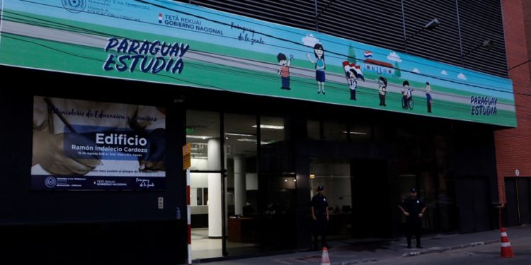 El MEC abre convocatoria para pagos por titulación de las Becas del Gobierno del Paraguay El MEC abre convocatoria para pagos por titulación de las Becas del Gobierno del Paraguay