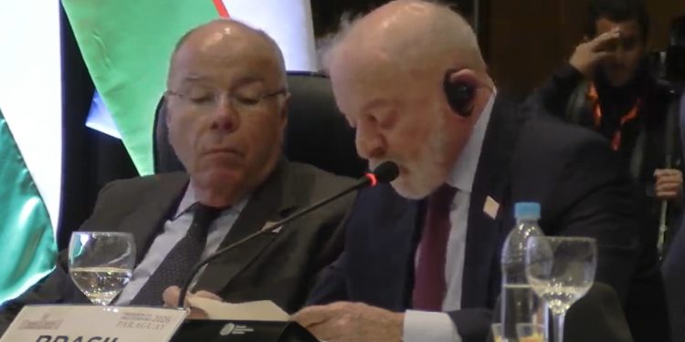 Lula reafirma el compromiso de Brasil con un MERCOSUR más equilibrado y anuncia mayor financiamiento para reducir las asimetrías Lula reafirma el compromiso de Brasil con un MERCOSUR más equilibrado y anuncia mayor financiamiento para reducir las asimetrías