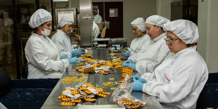 Industria farmacéutica impulsa importación de materias primas Industria farmacéutica impulsa importación de materias primas