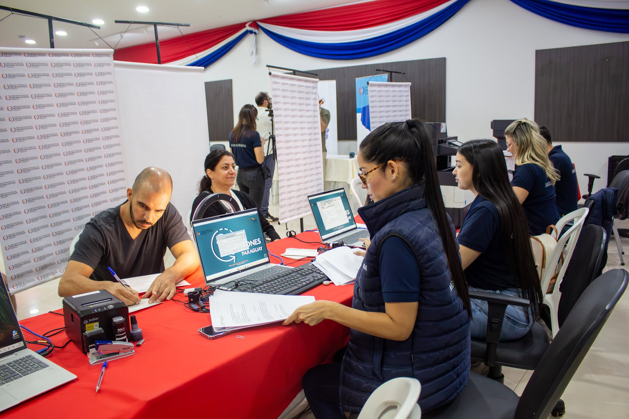Migraciones registra fuerte aumento de extranjeros que buscan radicarse en Paraguay