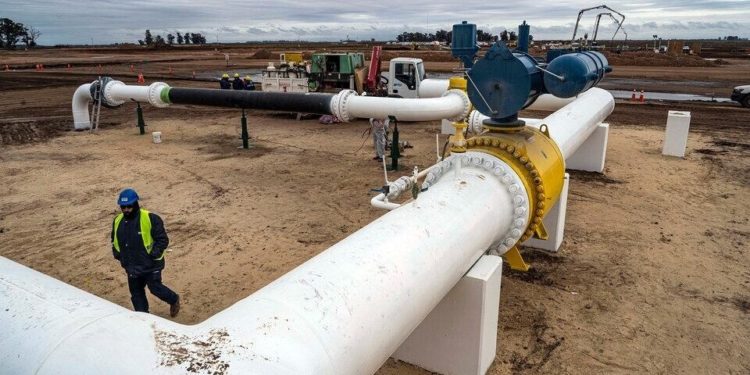 Presentan al Paraguay como “ruta estratégica” más viable para el gasoducto bioceánico Presentan al Paraguay como “ruta estratégica” más viable para el gasoducto bioceánico