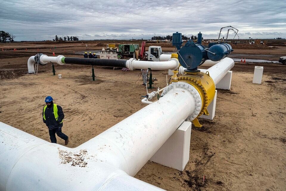 Presentan al Paraguay como “ruta estratégica” más viable para el gasoducto bioceánico Presentan al Paraguay como “ruta estratégica” más viable para el gasoducto bioceánico