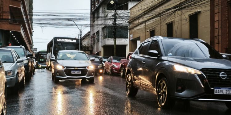 Patrulla Caminera insta a extremar precauciones ante aumento de riesgo por lluvias Patrulla Caminera insta a extremar precauciones ante aumento de riesgo por lluvias