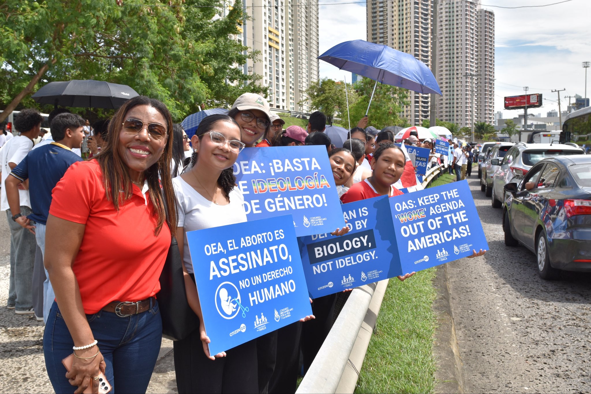 Grupos provida y profamilia se manifiestan ante la OEA en Panamá contra la agenda de género y el aborto Grupos provida y profamilia se manifiestan ante la OEA en Panamá contra la agenda de género y el aborto