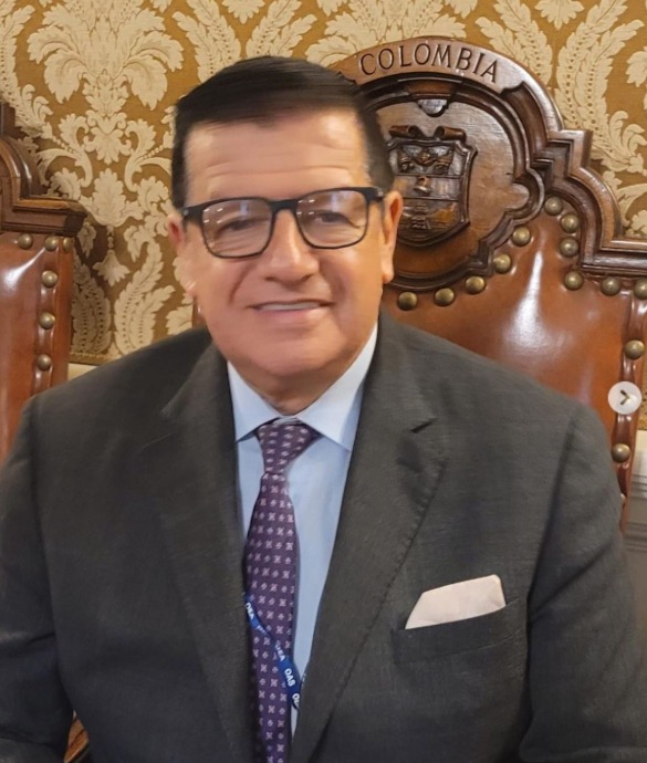 Fe, diplomacia y el giro del péndulo ideológico tras el «milagro electoral» colombiano