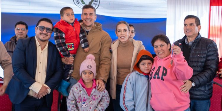 El Gobierno entrega 62 viviendas sociales y anuncia millonarias inversiones en Caapucú