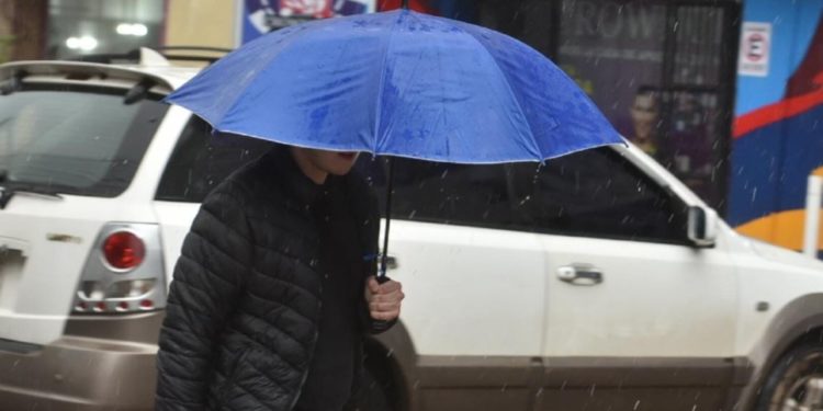 Pronostican frío y lluvias para los próximos días